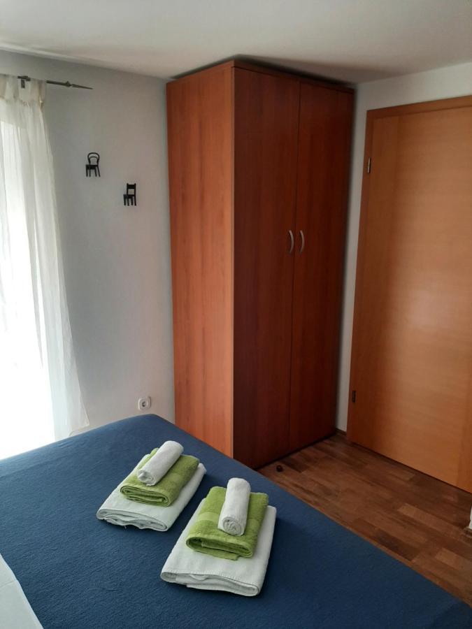 Old Town Cres Apartments Экстерьер фото